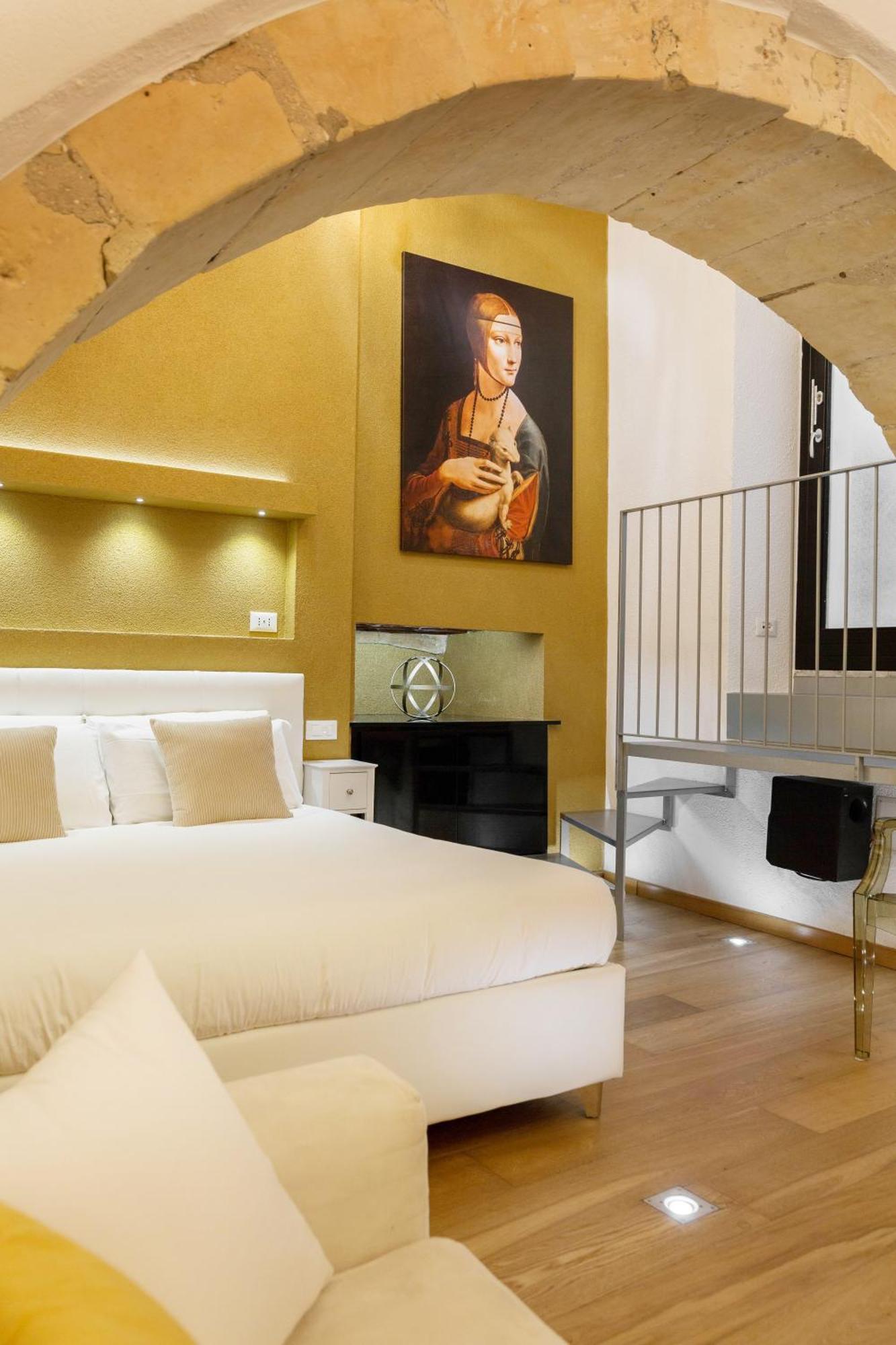 Martini Rooms Castello Кальяри Экстерьер фото